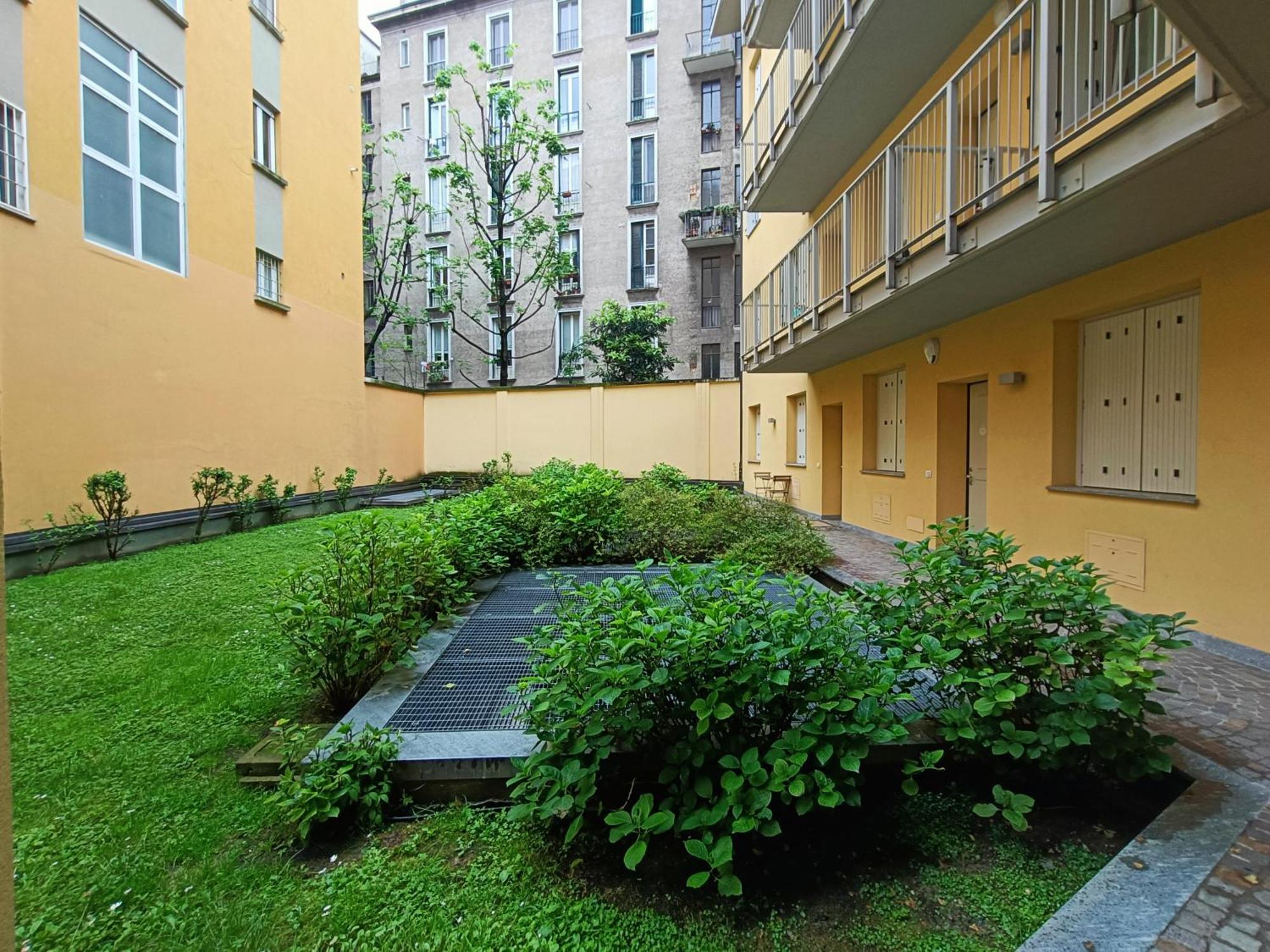Yr Apartments Milan - Navigli Eksteriør bilde